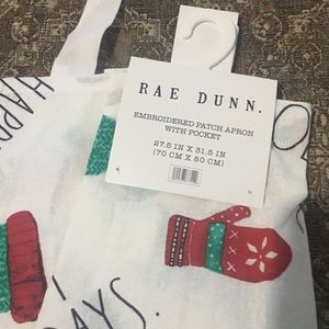 Rae Dunn Apron with Pocket NWT
